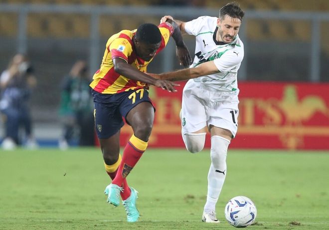 更是由年轻 更是由年轻